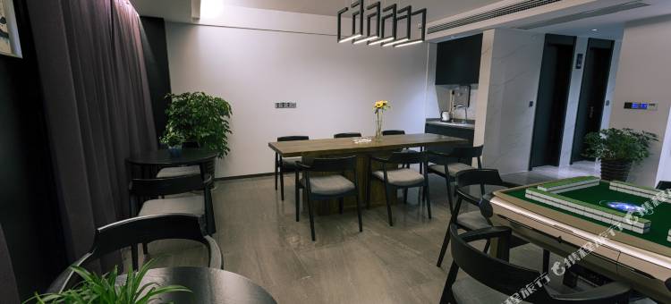 张家界牛管家现代客栈(天门山国家森林公园店)图片