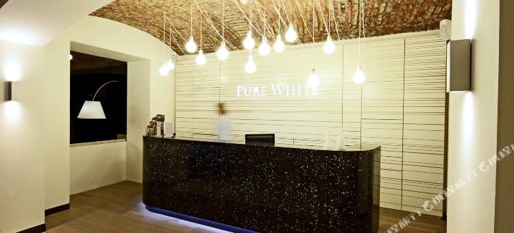 纯白酒店(Pure White)图片