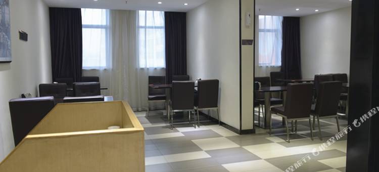 雅斯特酒店(随州文峰广场草甸子街店)图片