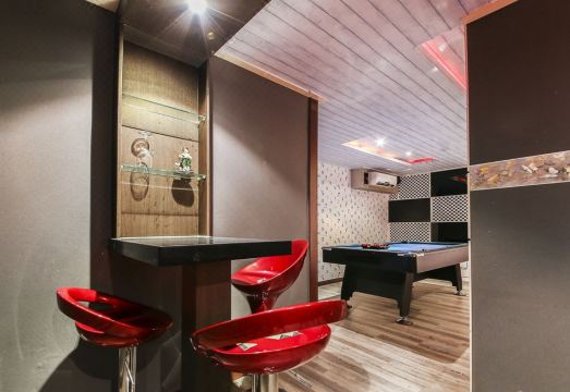 Suwon Haenggungdong Renault Hotel Overview