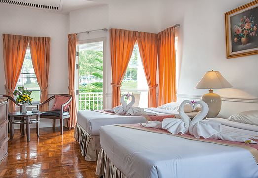 Brookside Valley Resort Hotel Overview