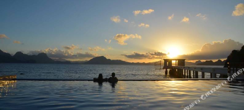 马丁洛克岛度假村(Matinloc Island Resort)图片