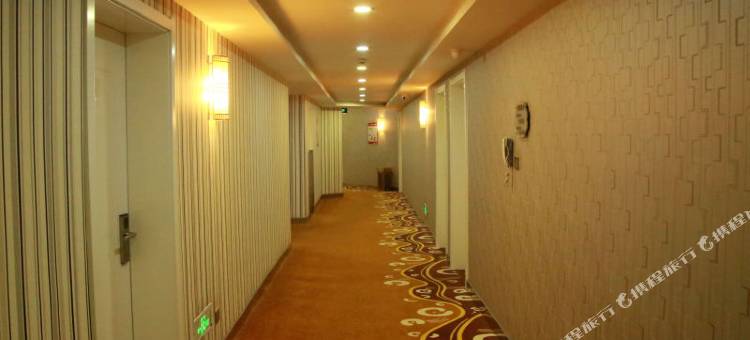 美宜家连锁酒店(宝丰人民医院店)图片