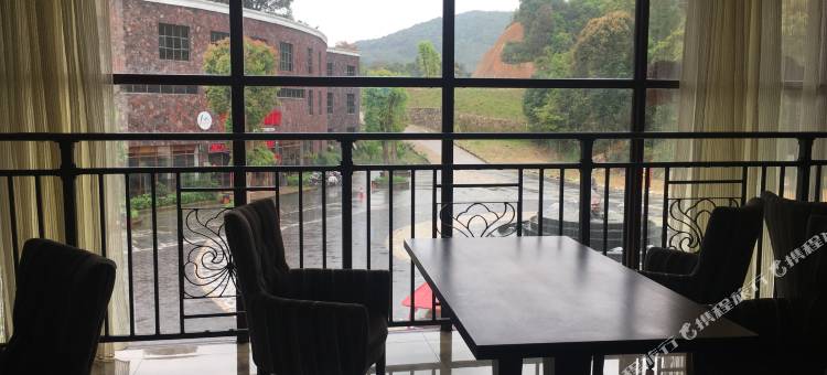 梅州丰顺八乡山杜鹃精品酒店图片