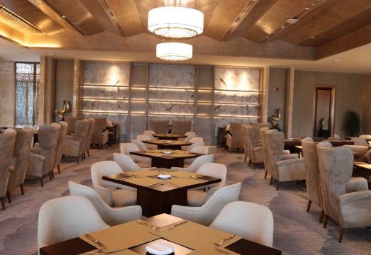 Gonghanglv Huanghe Pearl International Hotel Hotel Overview