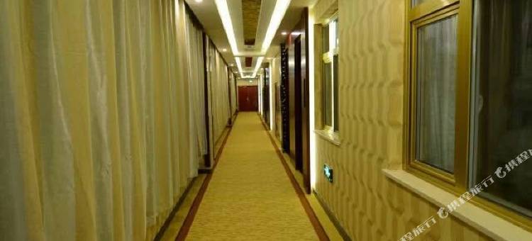 逸柏国际酒店(格尔木江源中路昆仑公园店)图片