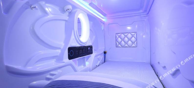 长沙旅行家太空舱青年客栈图片