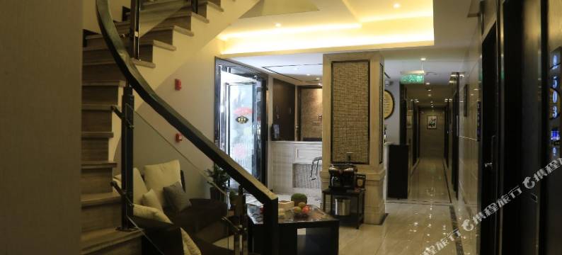 重庆候暮酒店图片