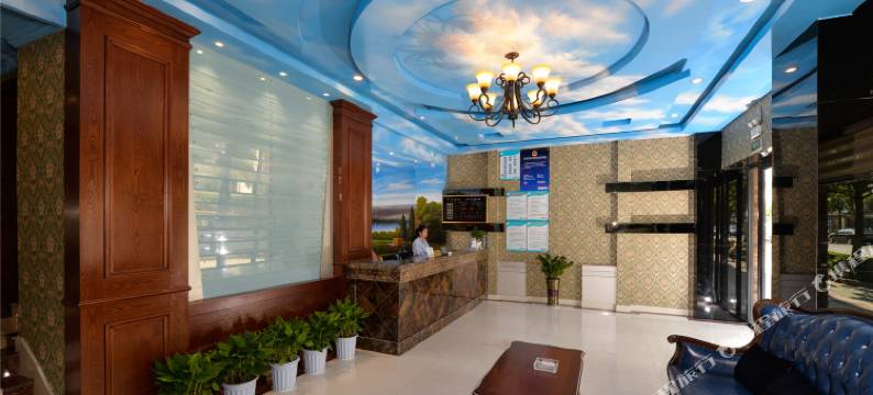 杭州锦怡精品酒店(临安广场地铁站店)图片