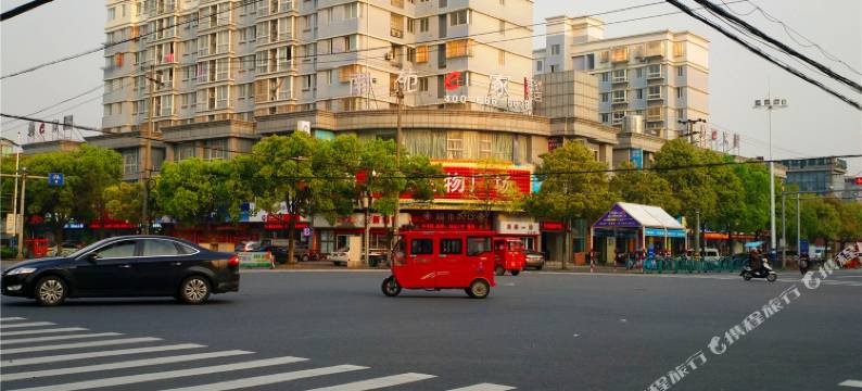 东苑商务酒店(平湖乍浦店)图片