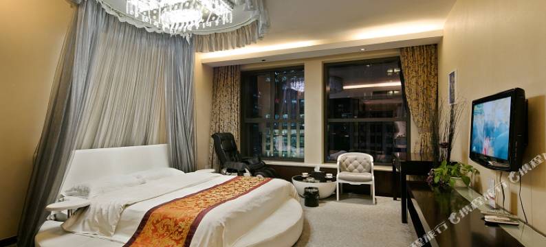 诗语圆床主题服务公寓(北京华贸店)图片