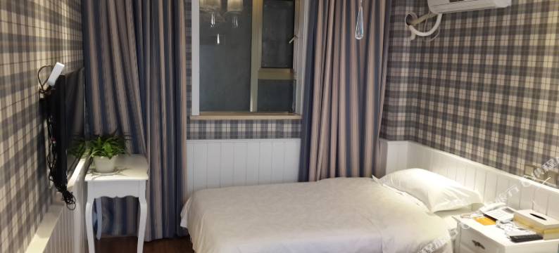 公安百悦主题酒店(油江路分店)图片