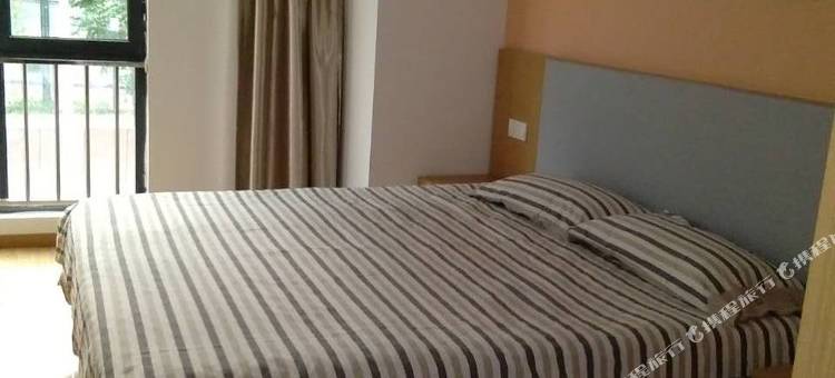 南京绿地缤纷广场公寓图片