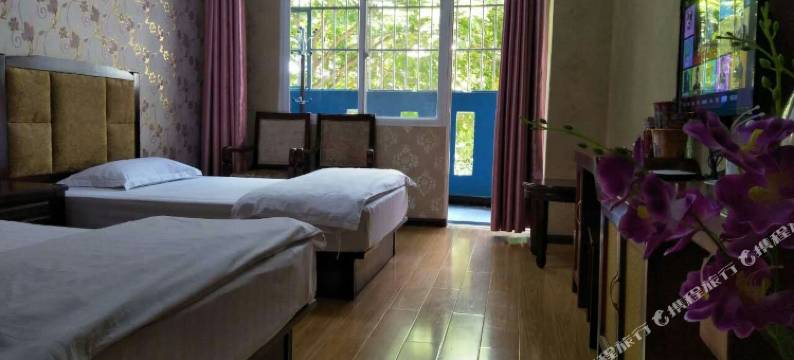 景洪花伴里宾馆图片