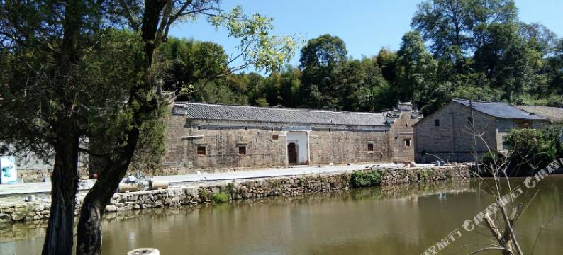 天堂寨栖于山寨民宿图片