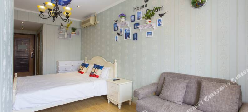 上海精致小屋公寓图片
