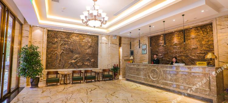 爱豪酒店(武钢地铁站武汉火车站店)图片