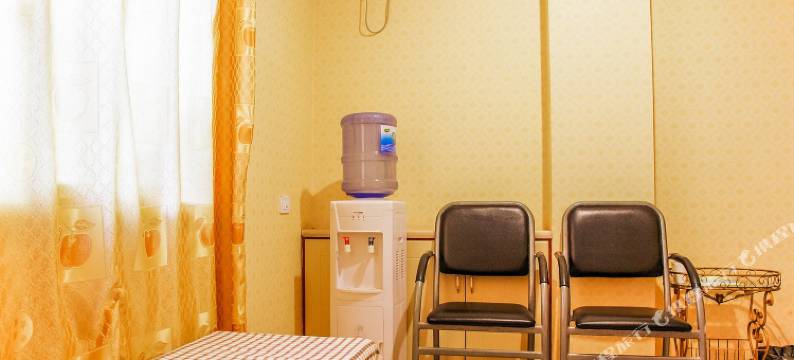 天一宾馆(宜宾大观楼冠英古街店)图片