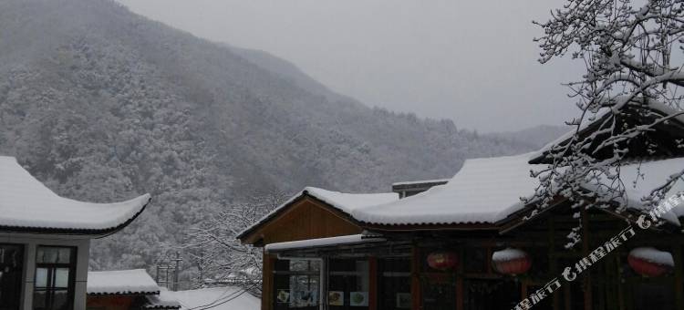 神农架向家大院图片