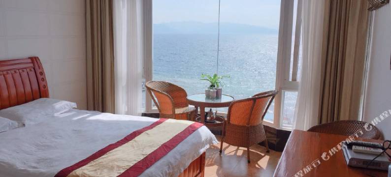 澄江抚仙湖晨景酒店图片