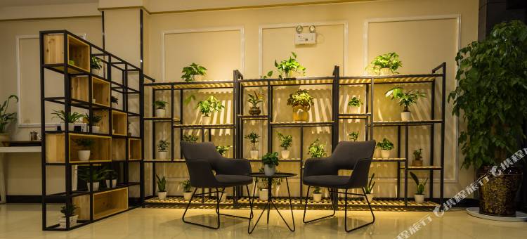 怡莱精品酒店(昆明春城路火车站店)图片