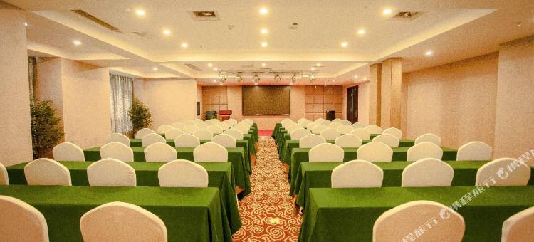 海伦酒店(雅安高铁站店)图片