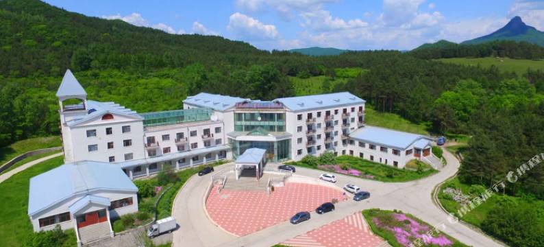 尚志帽儿山会展中心霏读宾馆图片