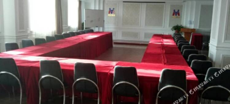 鸿雅酒店(石家庄火车站万象城店)图片