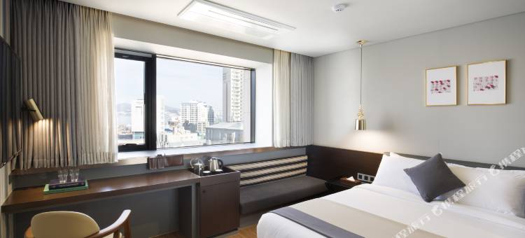 贝行德酒店(Bay Hound Hotel)图片