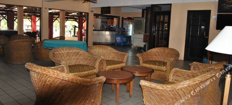 布蒂巴渝海滩度假酒店(Puteri Bayu Beach Resort)图片