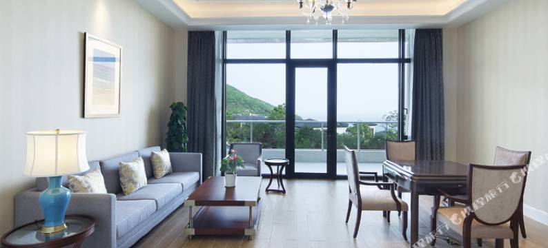 碧屿海景度假酒店(朱家尖东沙绿城品霞苑店)图片