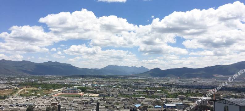 麻朵云筑丨夜话古城·暖居丨一线度假美墅(丽江古城北门店)图片