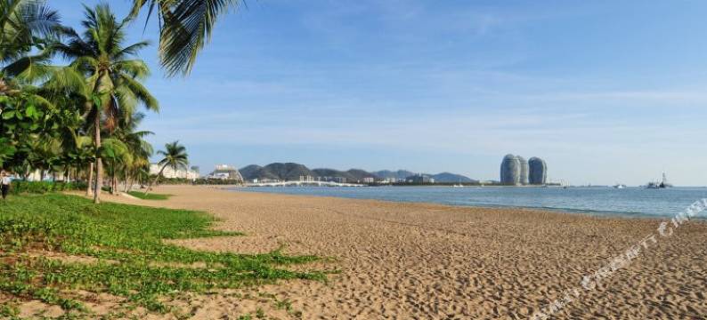 三亚牧海海景民宿(三亚湾海月广场店)图片