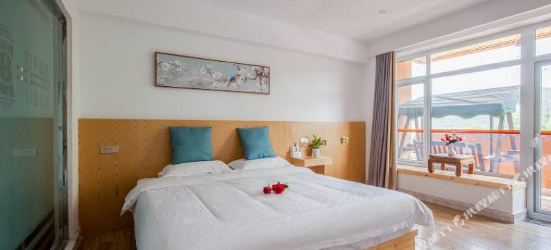 速8酒店(云台山岸上店)图片