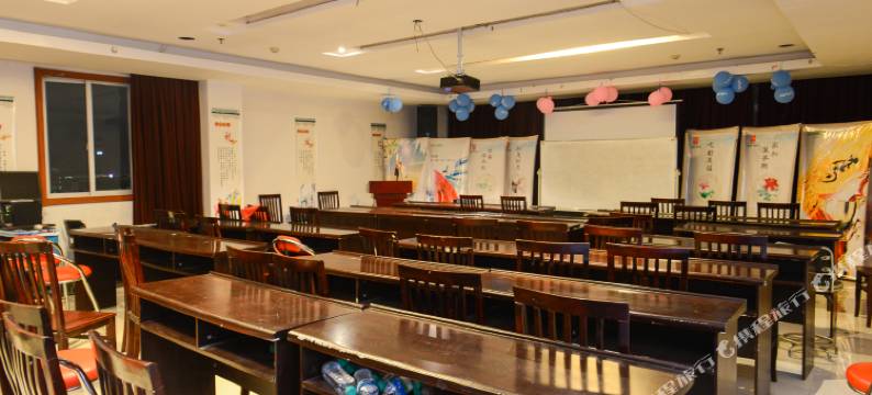 乐平鼎红商务宾馆图片