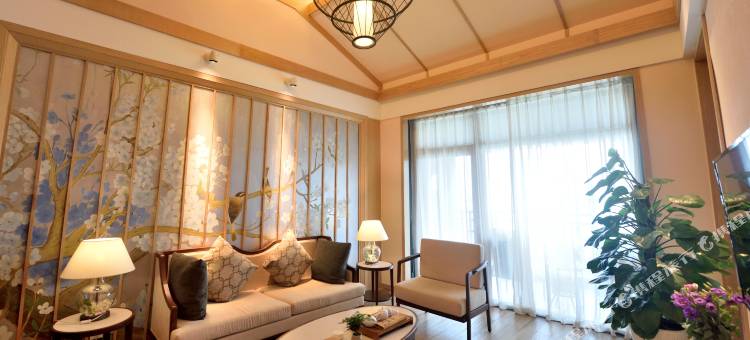 内丘鹊山湖阿尔卡迪亚国际度假酒店图片