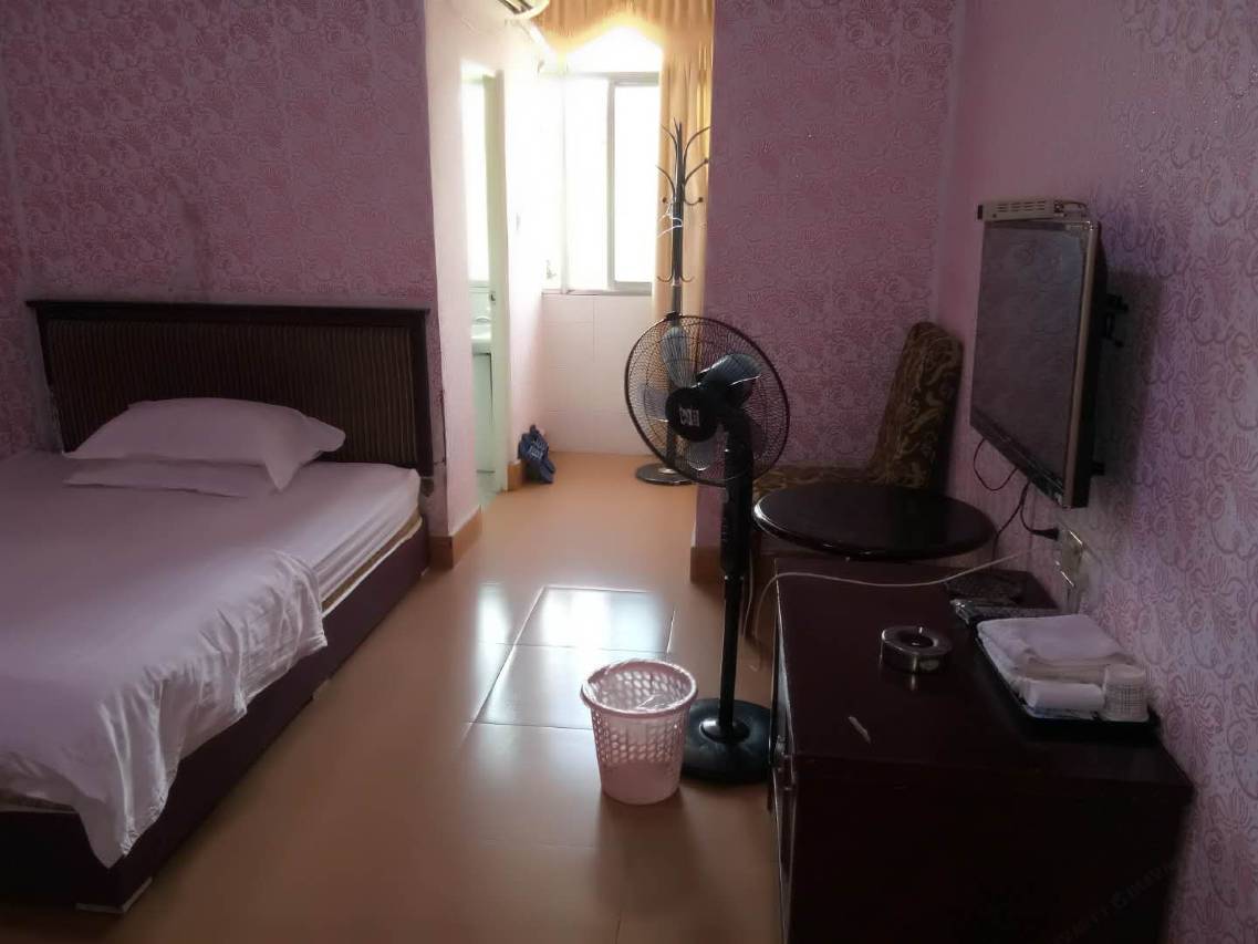 南昌情缘宾馆(电力职业技术学院店)