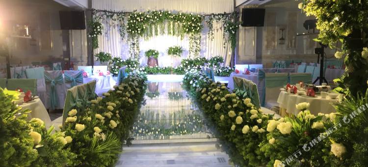 遂宁凤凰大酒店(船山区明月路店)图片