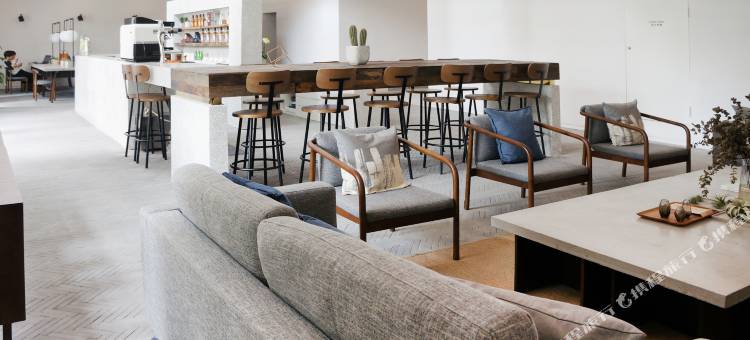 base佰舍服务式公寓(上海新国际博览中心浦三路店)图片