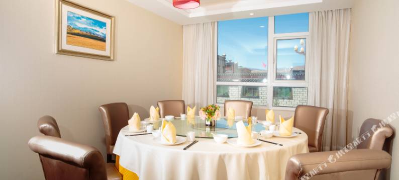 稻城稻亚·澜悦酒店(亚丁天街店)图片