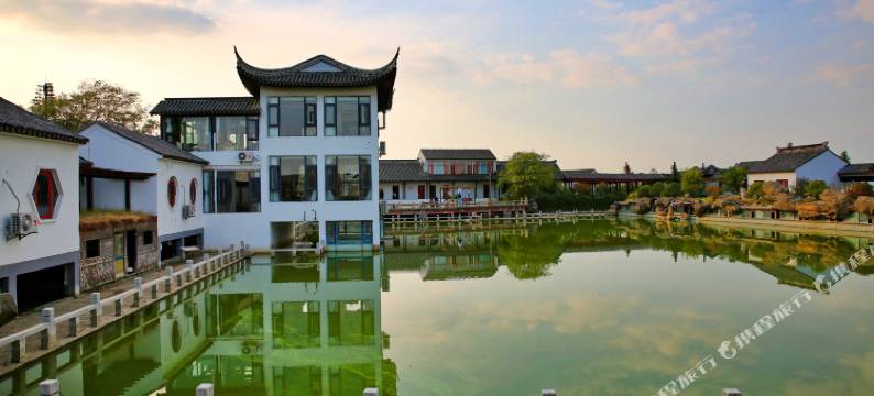 龙骏家园酒店(苏州岱湖山庄店)图片