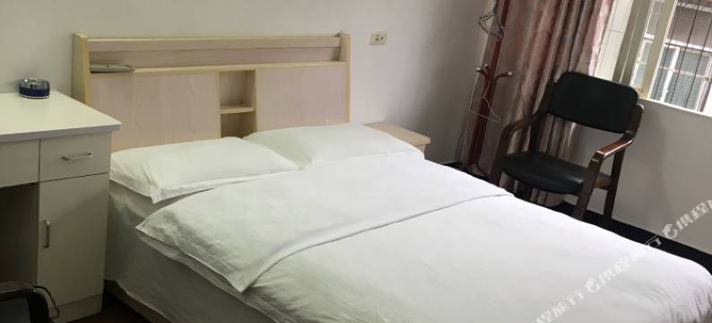 碧云宾馆(武汉工程科技学院湖北生态职业技术学院店)图片