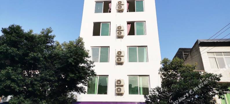 温江宜吾公寓·川都酒店(温江大学城店)图片