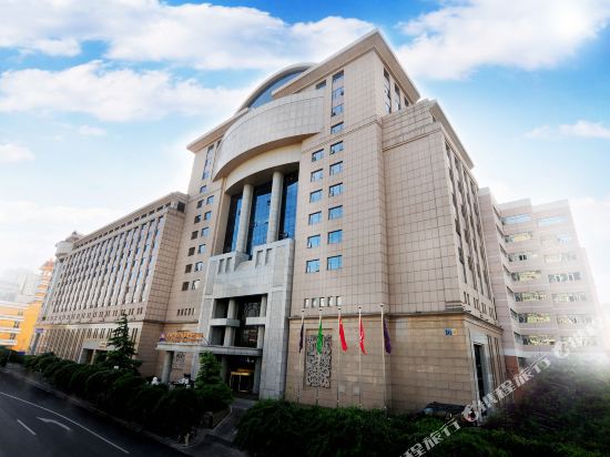 Hotels In Beijing West Railway Station Area Beijing Tripcom - 