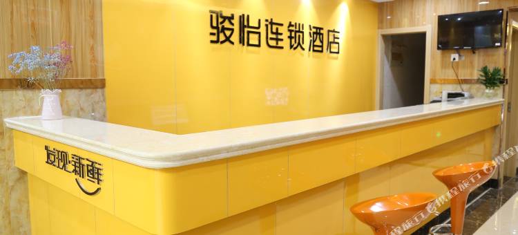 骏怡连锁酒店(上海学府路金山卫店)图片