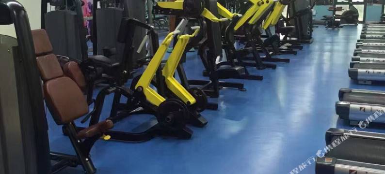 雲逸城市民宿(桐庐中心广场店)图片