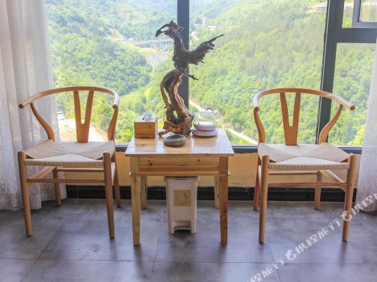 平利女娲康养民宿