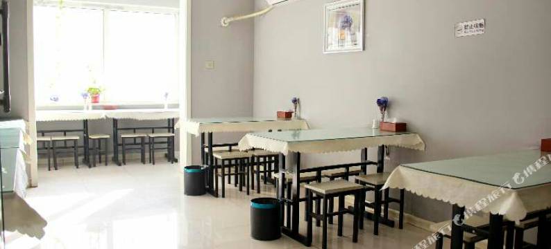 郑州华庭时尚酒店图片