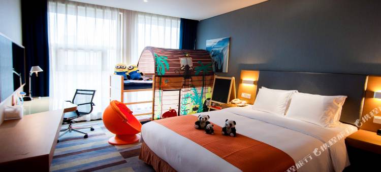 乐山广场智选假日酒店(嘉兴路美食街店)图片