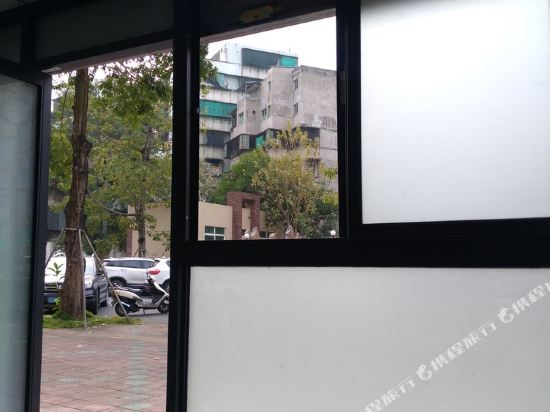 汕头和谐家庭和谐阳光公寓(岐山新村分店)